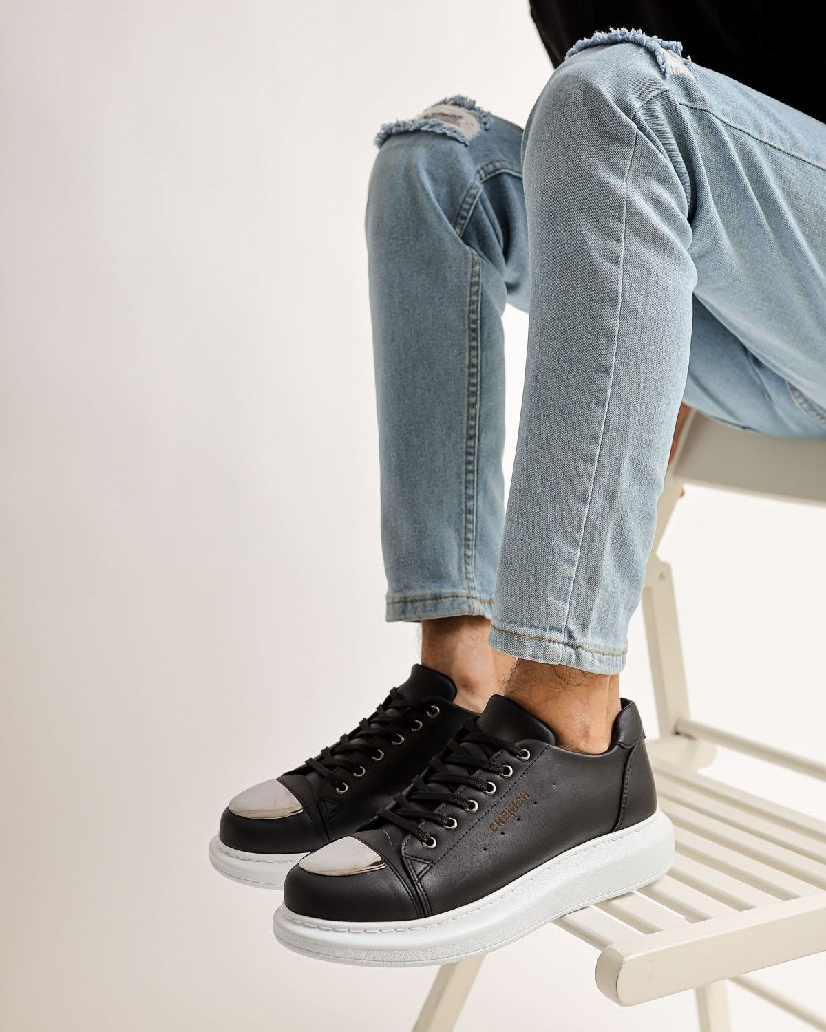 CHEKICH 175 BLACK-WHITE