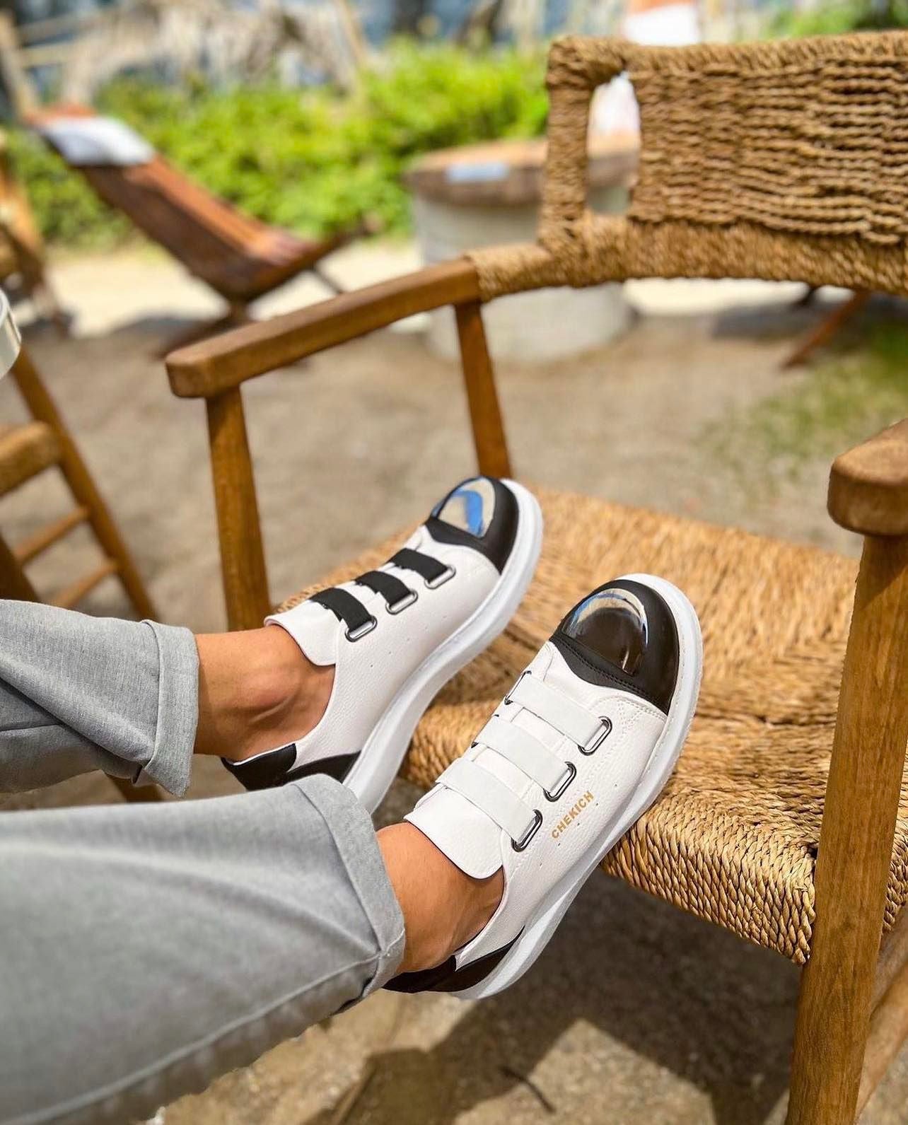 CHEKICH 251 WHITE-BLACK