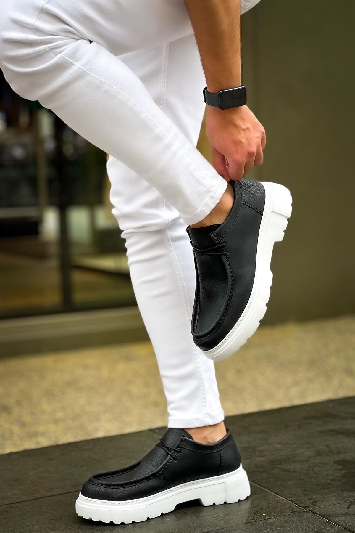 CHEKICH 2404 BLACK-WHITE