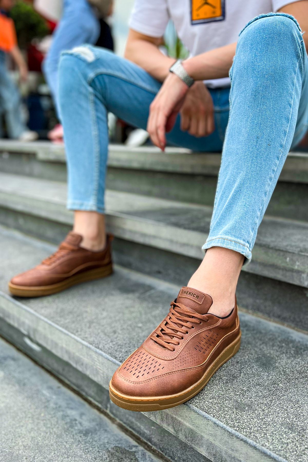 CHEKICH 157 BROWN